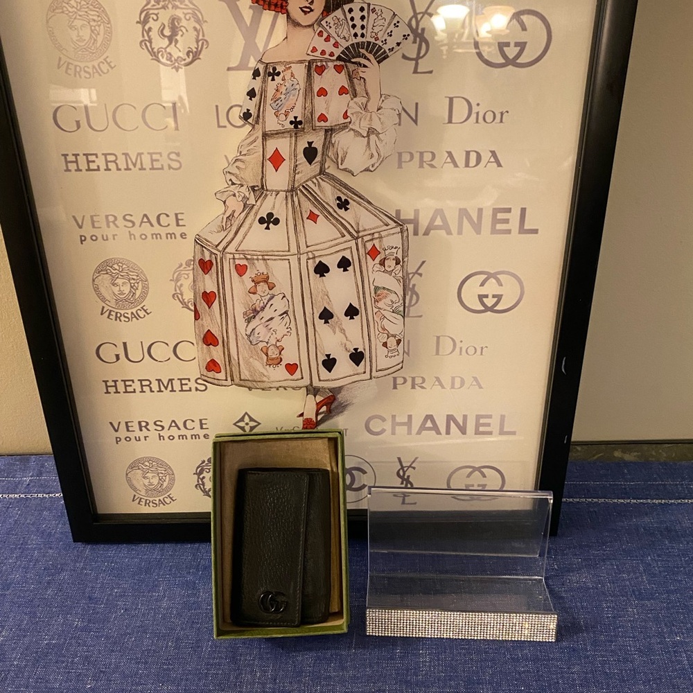 Gucci Keyholder. Comes with box and dust bag